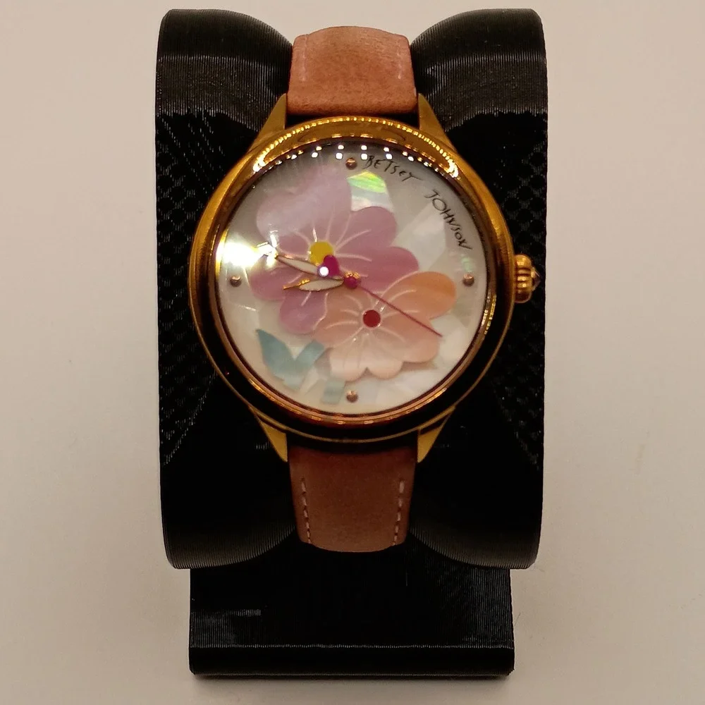Betsey Johnson Floral Wristwatch Women OS Pink Gold Tone Leather Band BJ00470-09